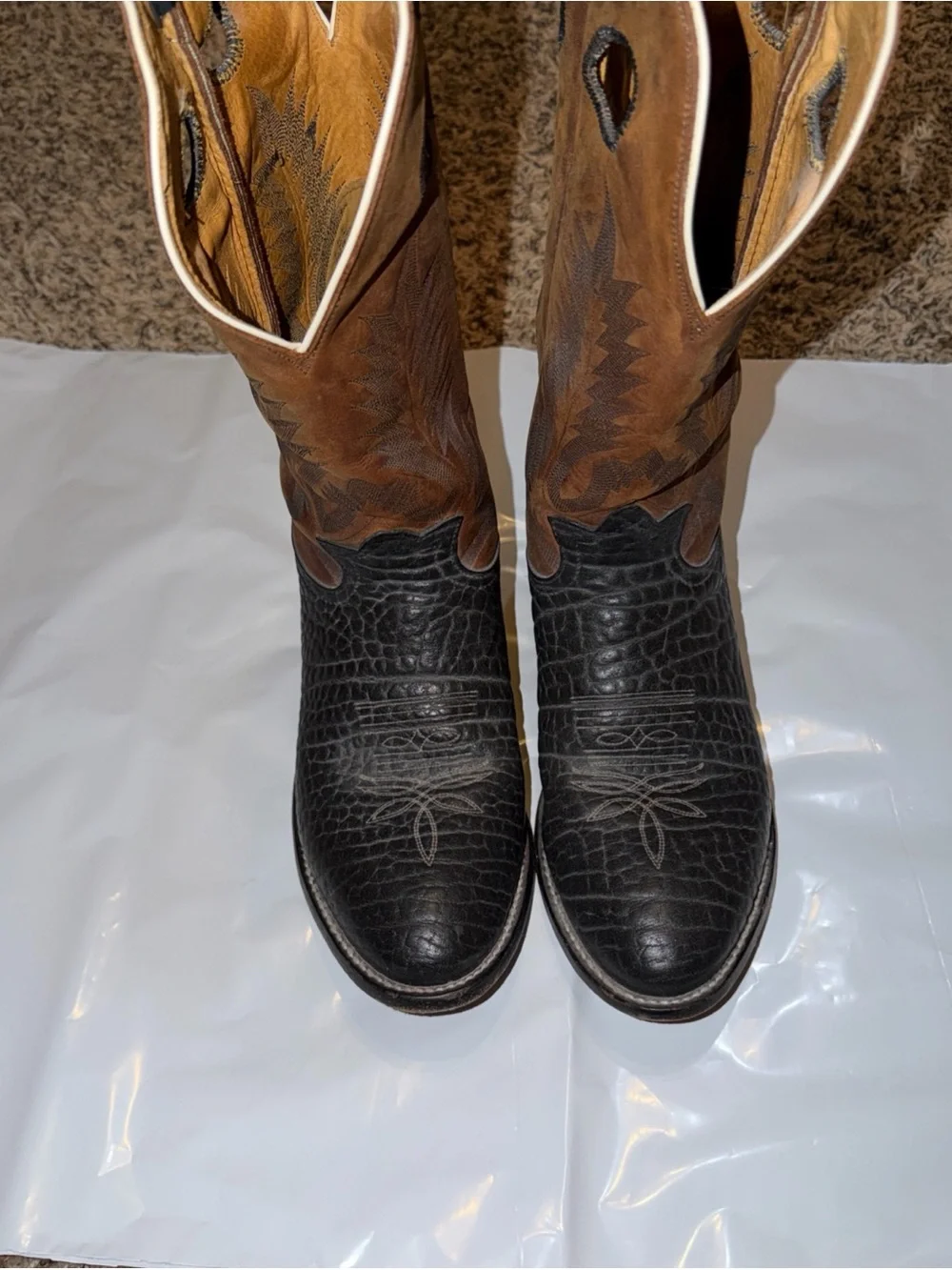 Tony Lama Boots for men size 10.5 D brown leather uppers black